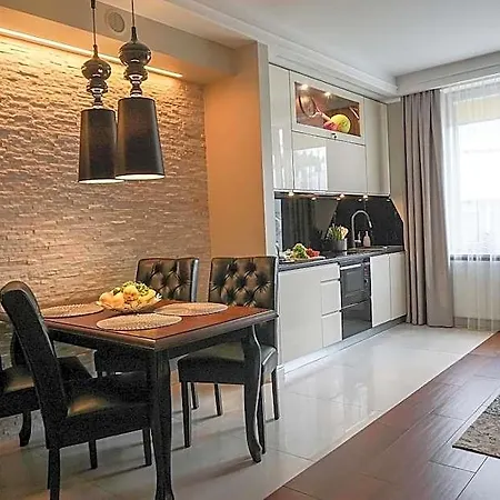 Hotel apartamentowy Aga Tenis By Radwańska 4*
