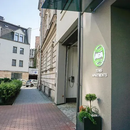 Aga Tenis By Radwanska 公寓式酒店 4*