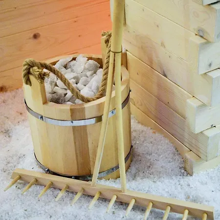 Aga Tenis By Radwanska 公寓式酒店 4*